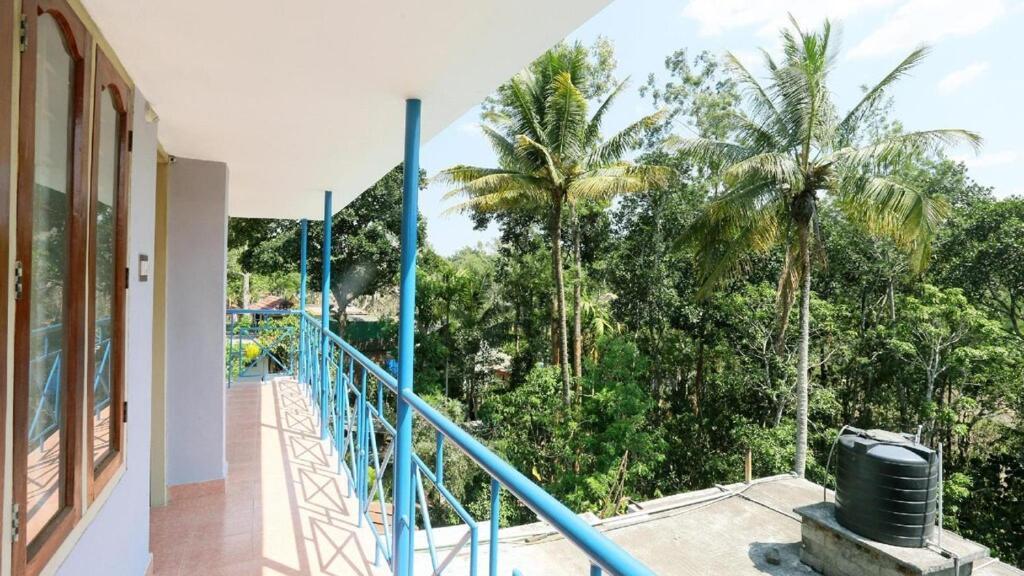 Hill Green Home Stay Текади Екстериор снимка